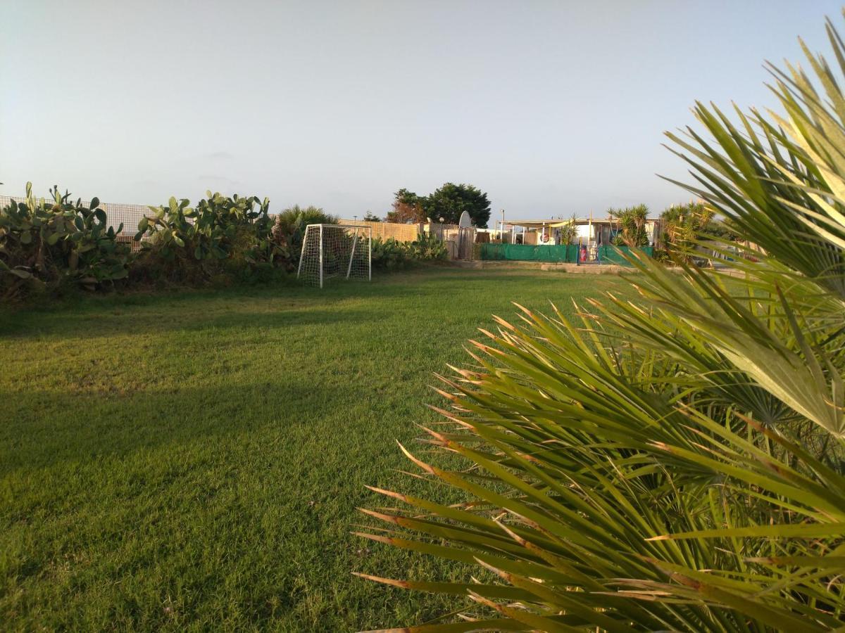 Villa Teti - Sicilia Campofelice Di Roccella Eksteriør billede