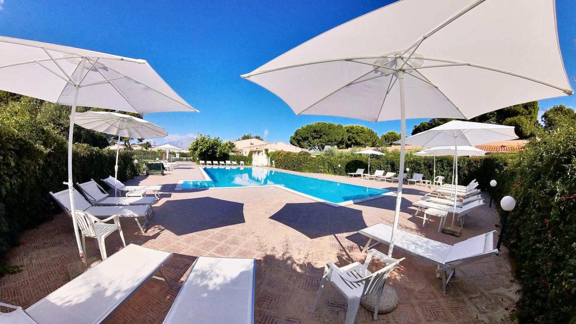 Villa Teti - Sicilia Campofelice Di Roccella Eksteriør billede
