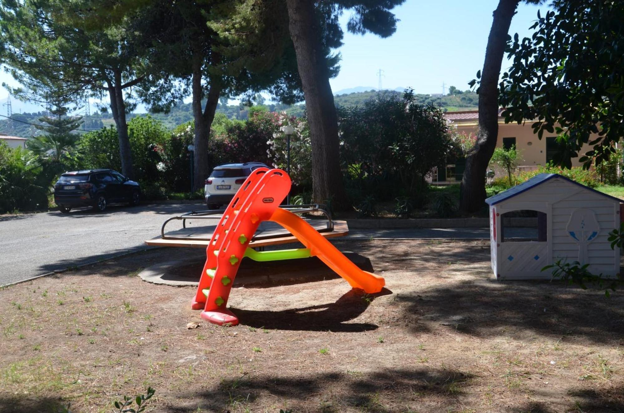 Villa Teti - Sicilia Campofelice Di Roccella Eksteriør billede