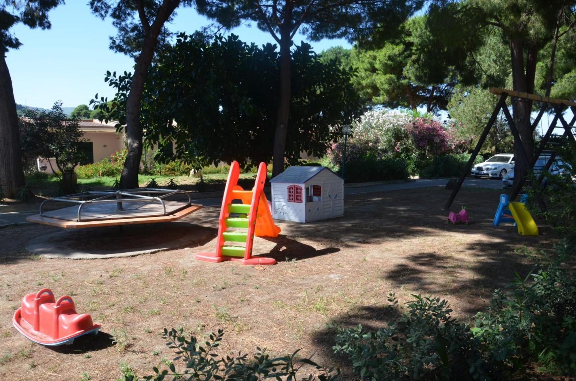 Villa Teti - Sicilia Campofelice Di Roccella Eksteriør billede