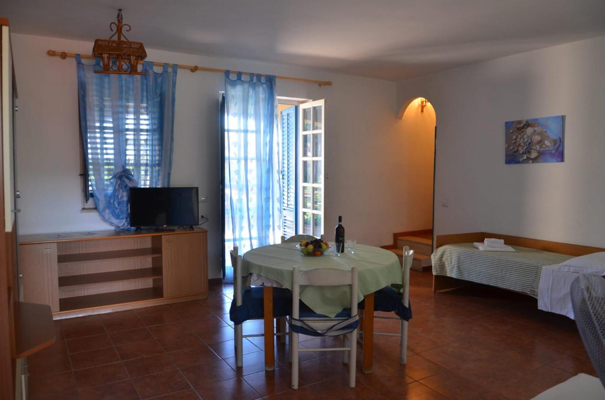 Villa Teti - Sicilia Campofelice Di Roccella Eksteriør billede